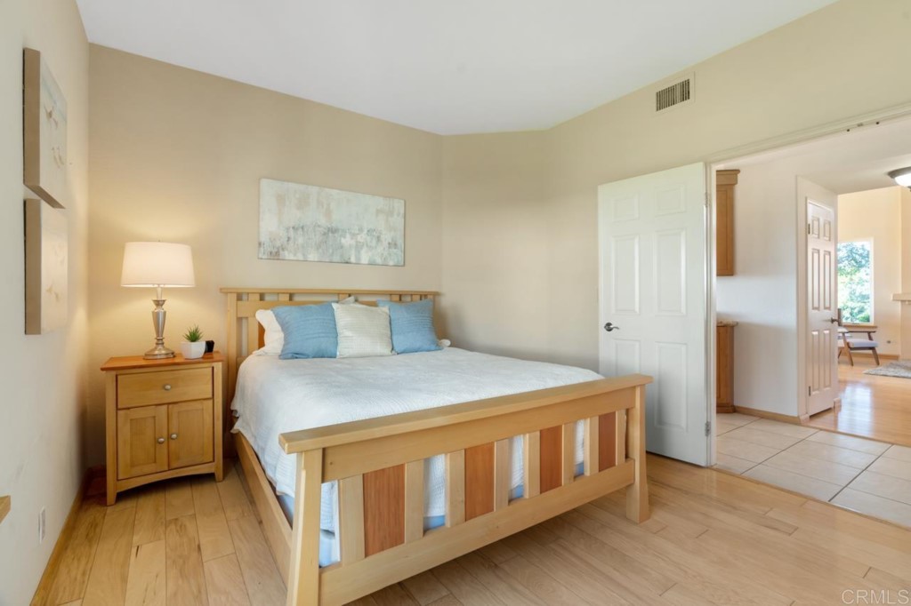 4565 Sea Bluff Circle Carlsbad, CA 92008 - Photo 44 of 62