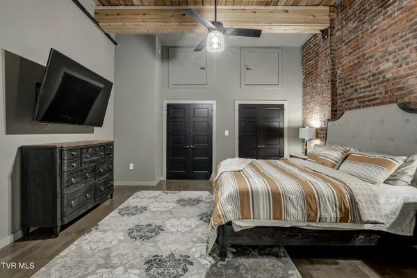 $2,750 | 809 State Street, Unit 302, Bristol, VA 24201