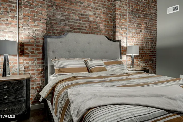 $2,750 | 809 State Street, Unit 302, Bristol, VA 24201