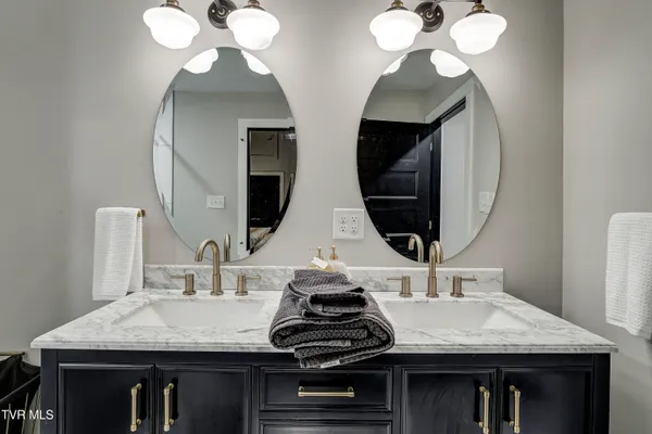 $2,750 | 809 State Street, Unit 302, Bristol, VA 24201