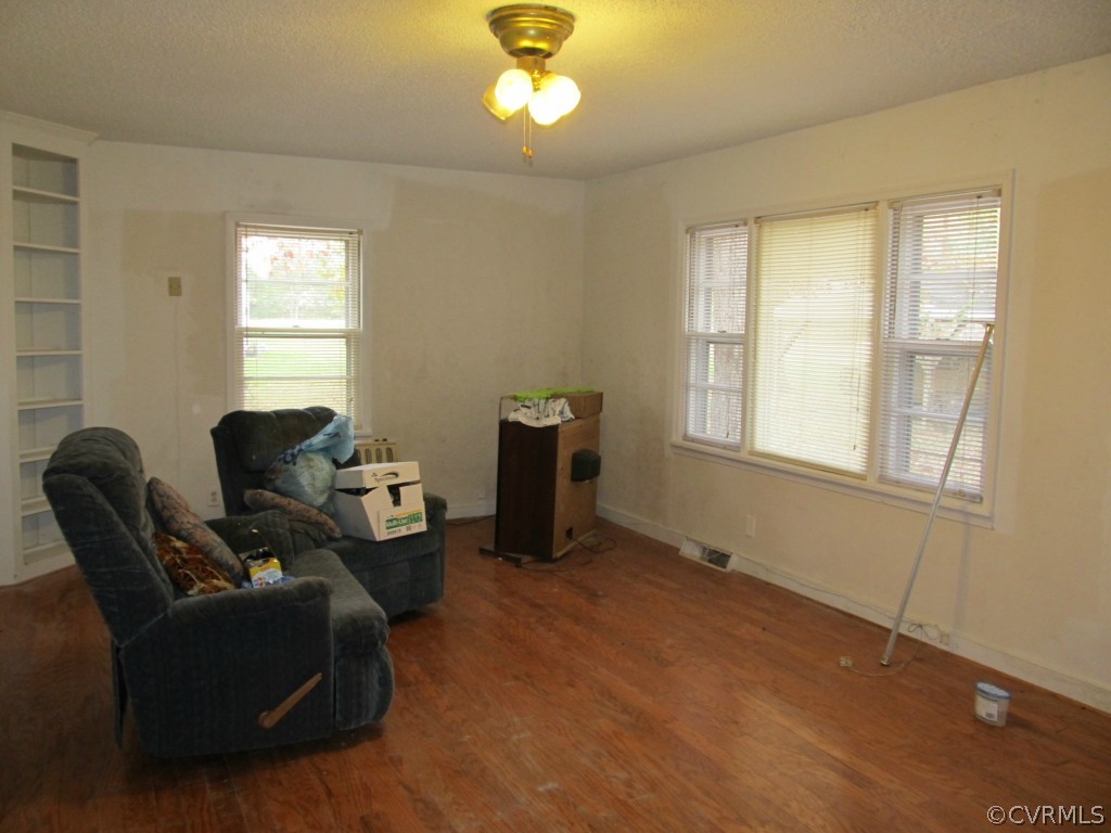 9011 Beach Road Chesterfield, VA 23838 - Photo 12 of 16 a living room with furniture and a window