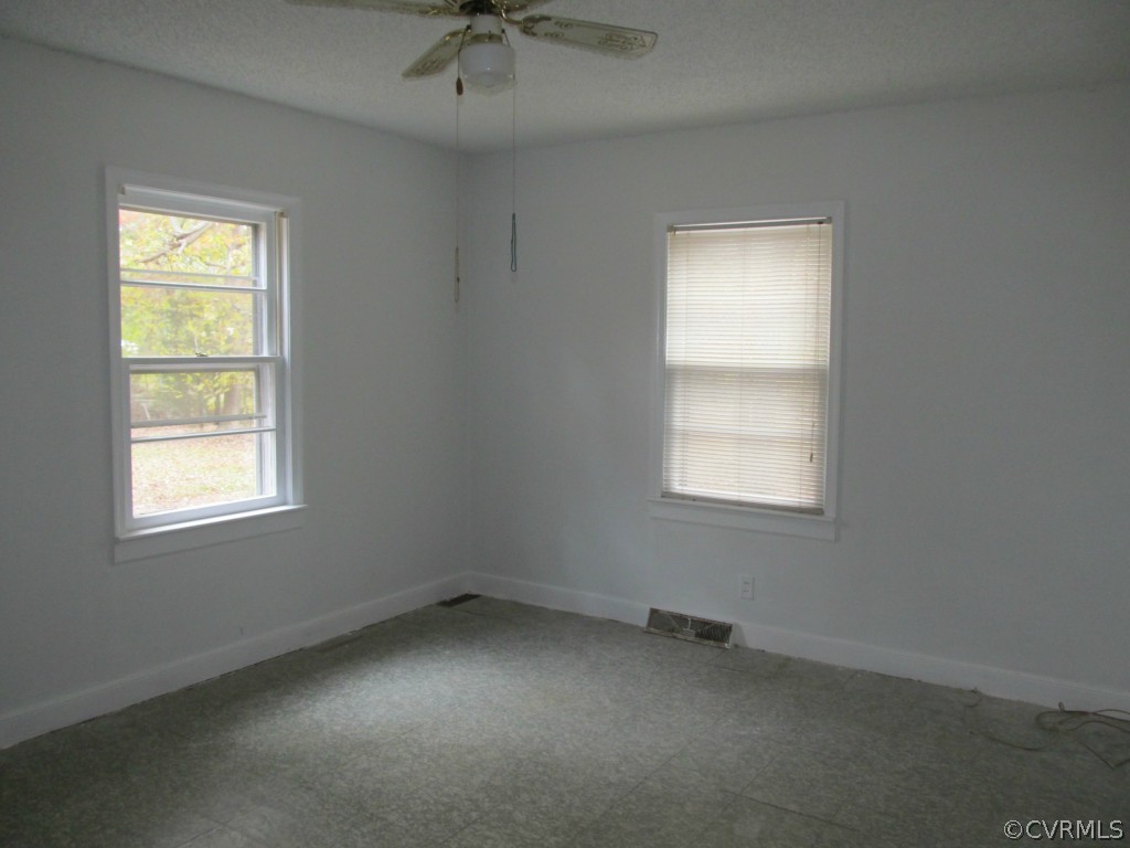 9011 Beach Road Chesterfield, VA 23838 - Photo 15 of 16 an empty room with a window
