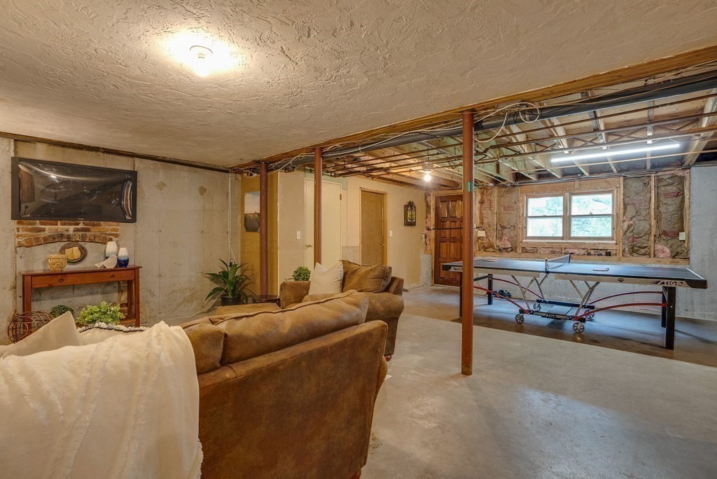 32 Wiles Road Sterling, MA 01564 - Photo 32 of 42 Gallery Image 32