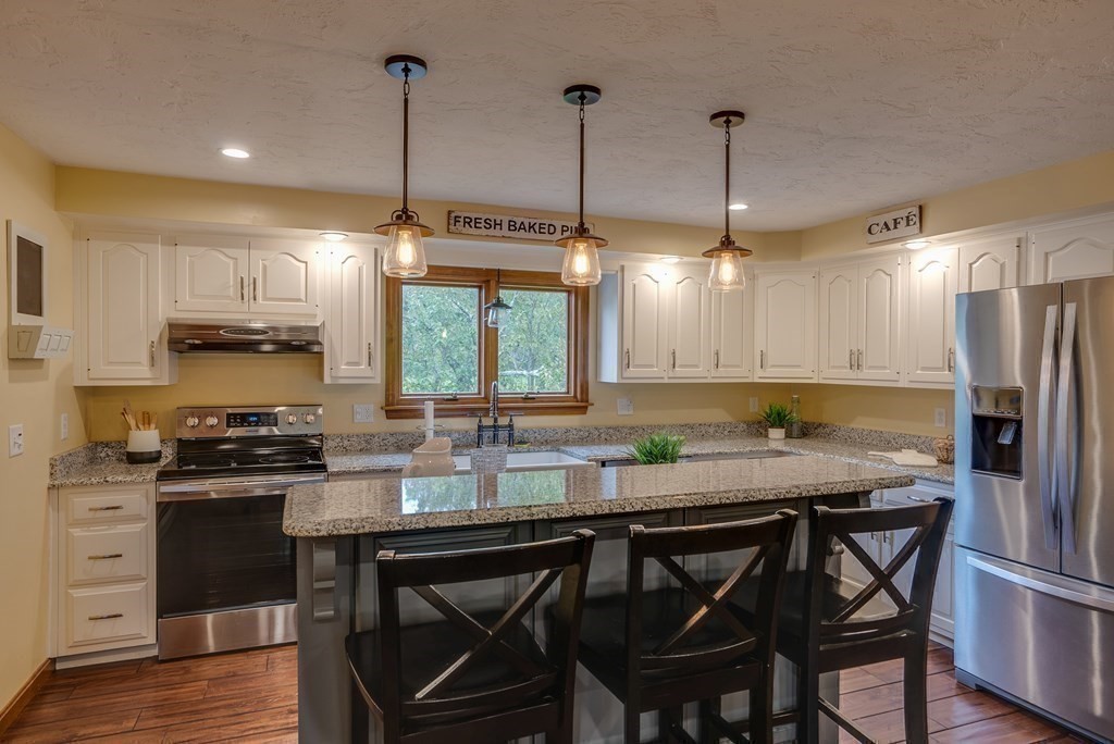 32 Wiles Road Sterling, MA 01564 - Photo 7 of 42 Gallery Image 7
