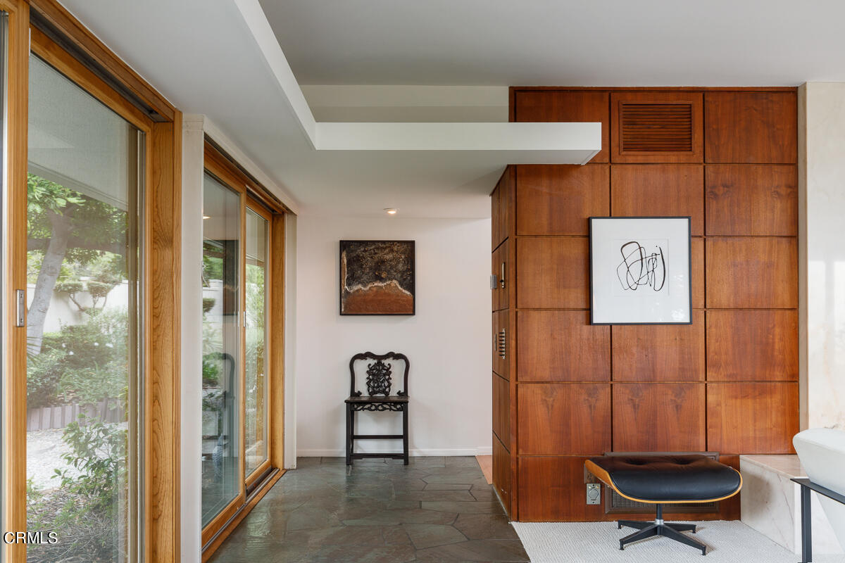 775 Panorama Place Pasadena, CA 91105 - Photo 13 of 62 a view of a door and chair in a hallway