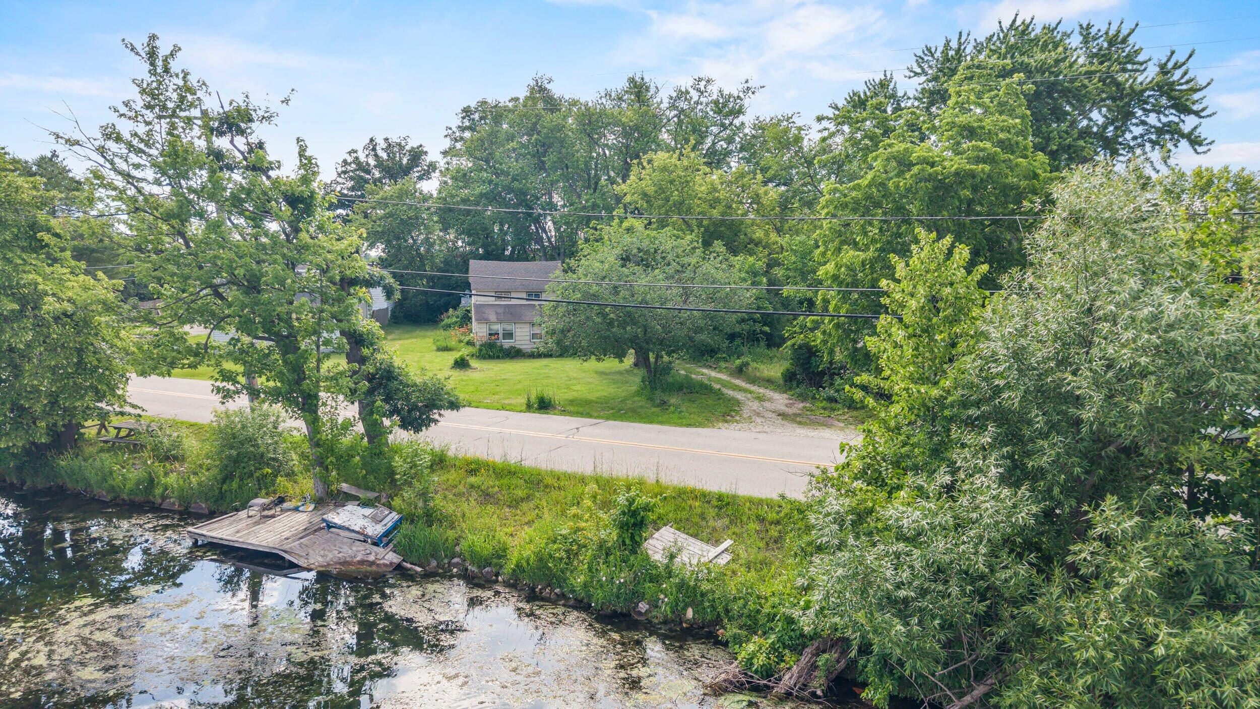 7110 North Tichigan Road Waterford, WI 53185 - Photo 22 of 34 20_dji_20260625170000_0264_d