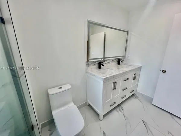 $4,200 | 300 Southwest 100th Avenue, Pembroke Pines, FL 33025