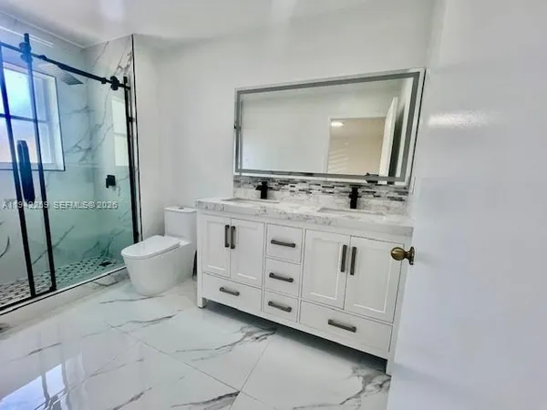 $4,200 | 300 Southwest 100th Avenue, Pembroke Pines, FL 33025