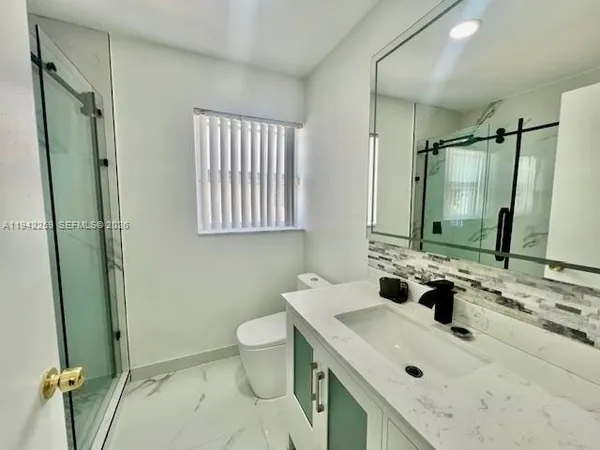 $4,200 | 300 Southwest 100th Avenue, Pembroke Pines, FL 33025