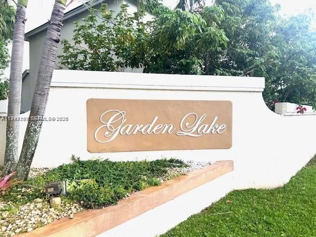 a sign broad on the side of a building