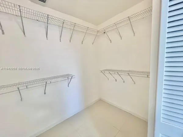 $4,200 | 300 Southwest 100th Avenue, Pembroke Pines, FL 33025