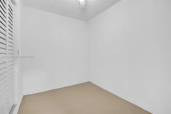 $4,200 | 300 Southwest 100th Avenue, Pembroke Pines, FL 33025