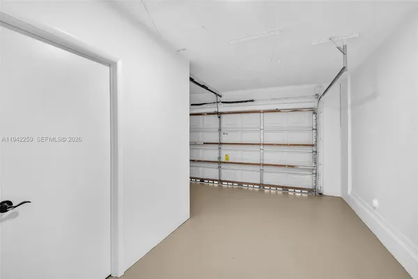 $4,200 | 300 Southwest 100th Avenue, Pembroke Pines, FL 33025