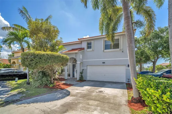 $4,200 | 300 Southwest 100th Avenue, Pembroke Pines, FL 33025