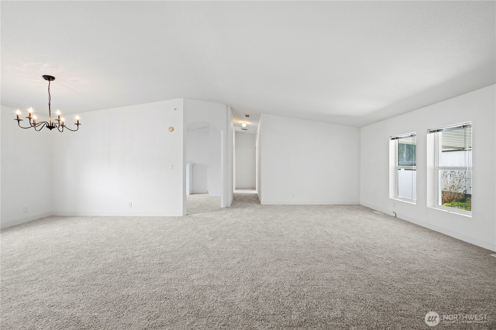 11100 4th Avenue West, Unit 22 Everett, WA 98204 - Photo 8 of 29