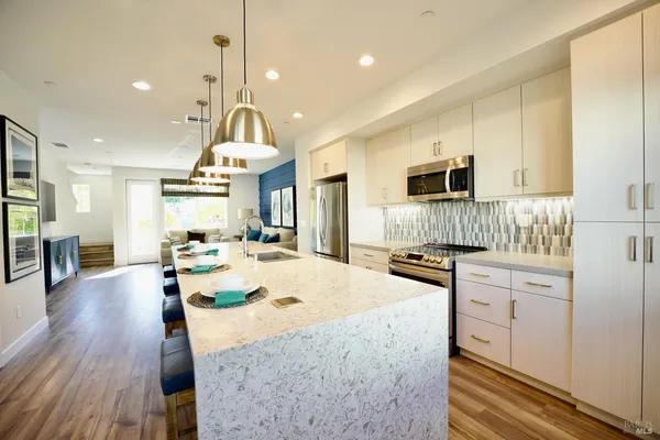 $995,000 | 106 Rockview Road, Novato, CA 94949