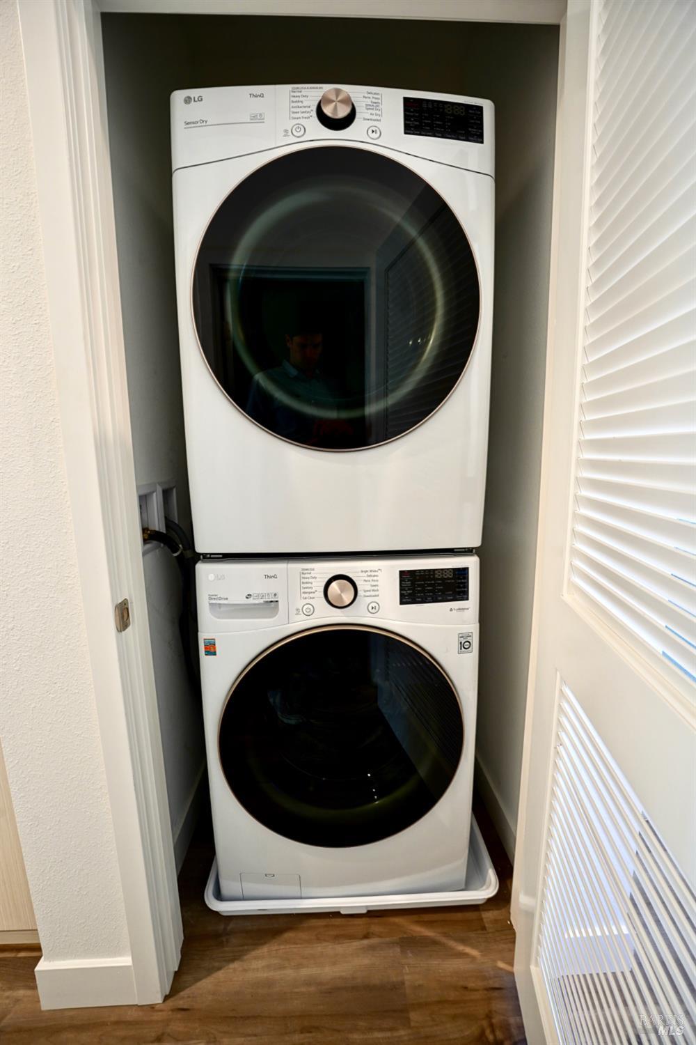 106 Rockview Road Novato, CA 94949 - Photo 5 of 28