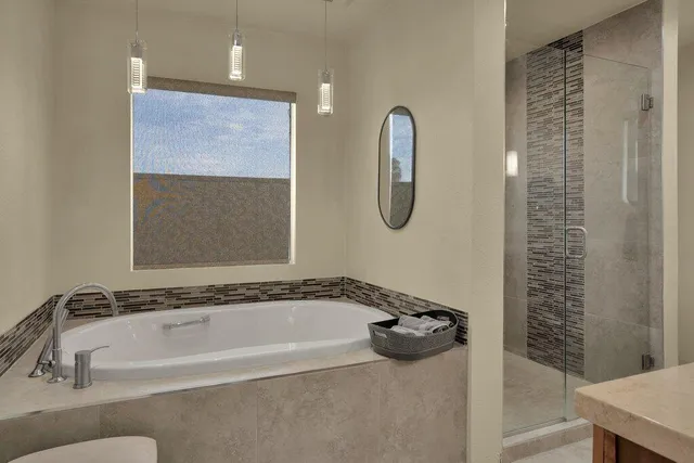 $1,150,000 | 48320 Beverly Drive, Palm Desert, CA 92260