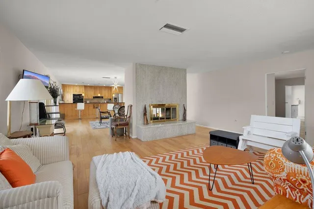 $1,150,000 | 48320 Beverly Drive, Palm Desert, CA 92260