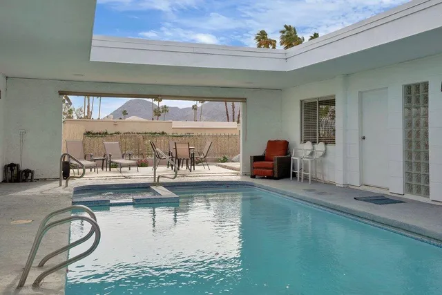 $1,150,000 | 48320 Beverly Drive, Palm Desert, CA 92260