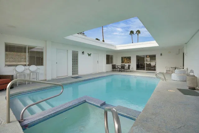 $1,150,000 | 48320 Beverly Drive, Palm Desert, CA 92260