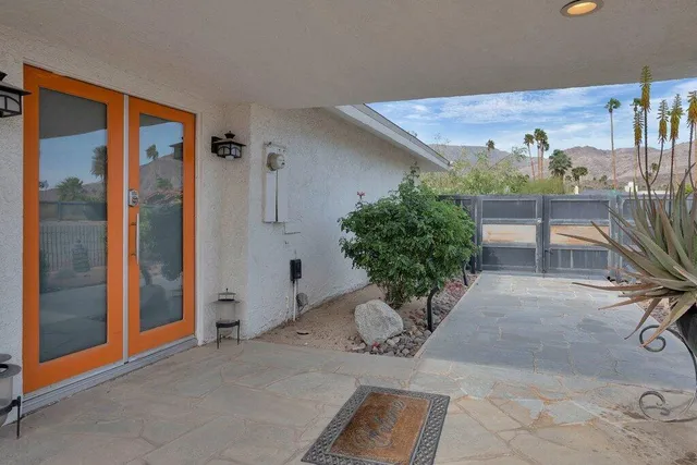 $1,150,000 | 48320 Beverly Drive, Palm Desert, CA 92260