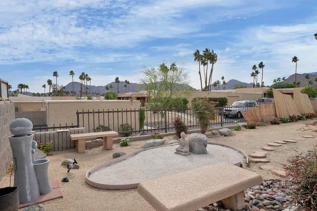 $1,150,000 | 48320 Beverly Drive, Palm Desert, CA 92260
