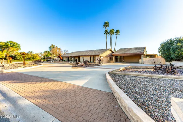 $1,300,000 | 6955 West Calavar Road, Peoria, AZ 85381