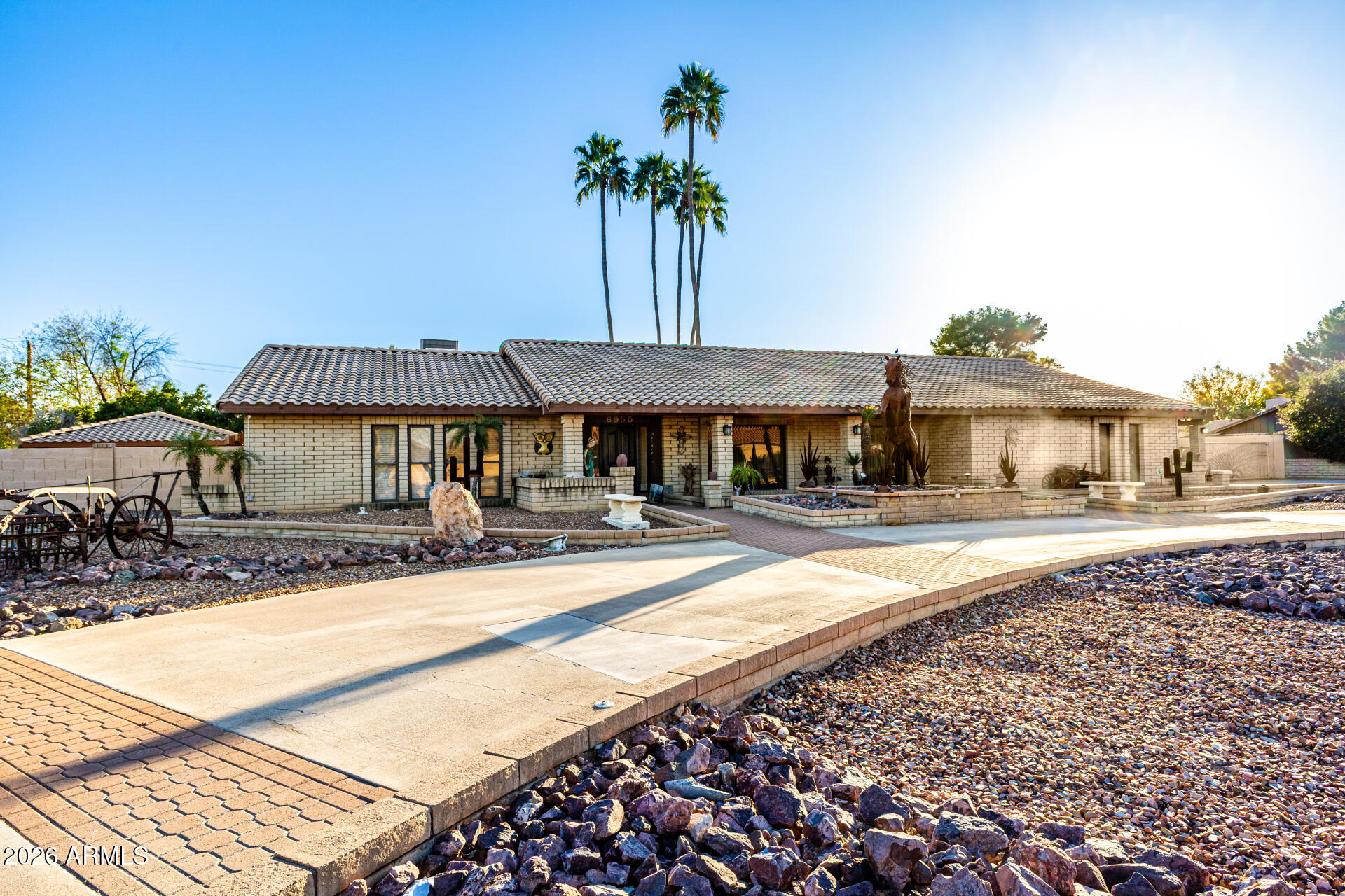 6955 West Calavar Road Peoria, AZ 85381 - Photo 4 of 65 26874