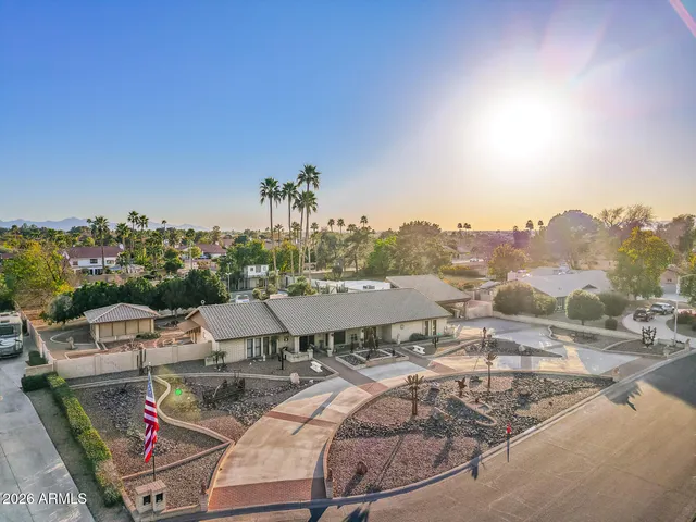 $1,300,000 | 6955 West Calavar Road, Peoria, AZ 85381