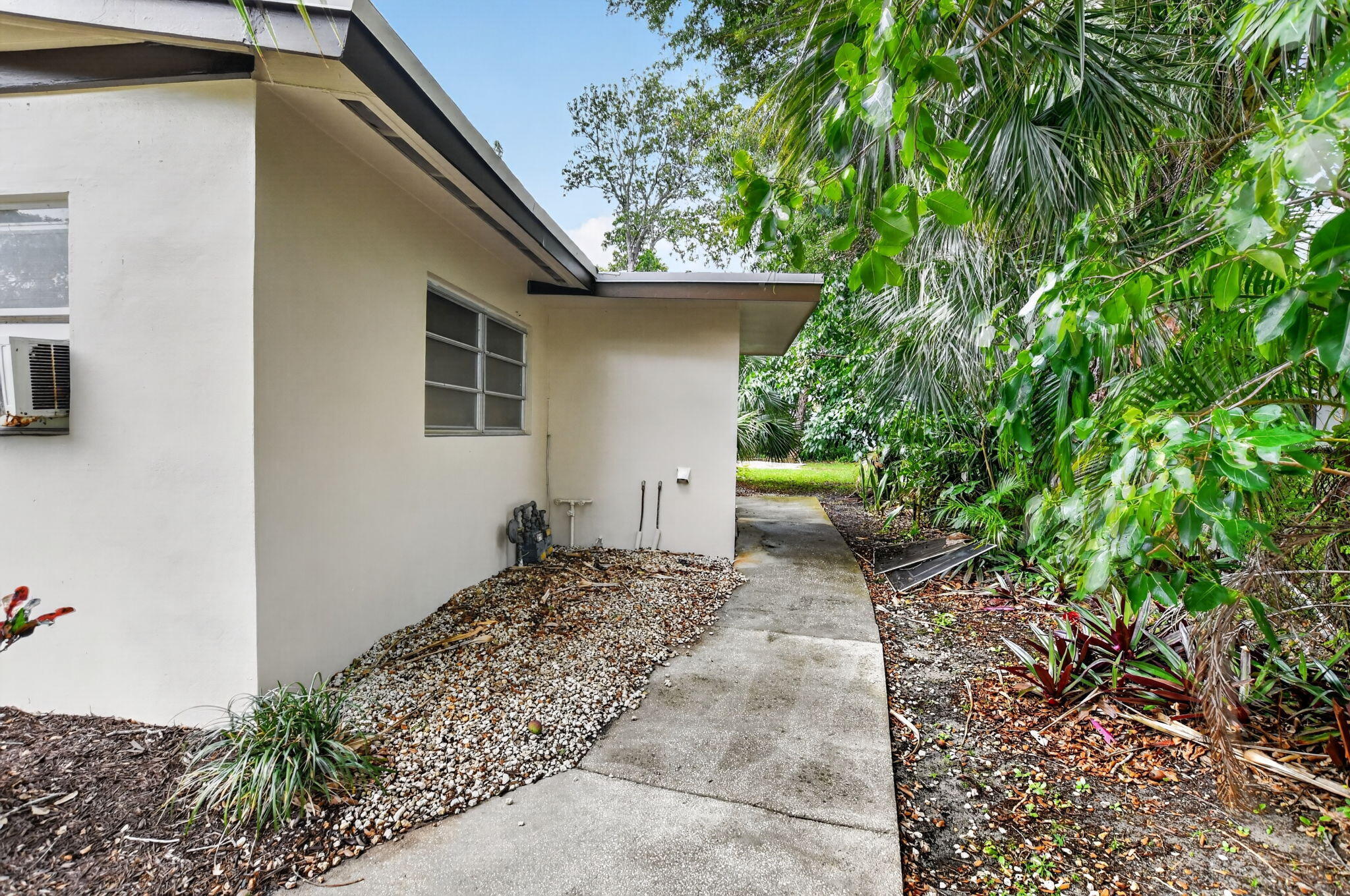 314 Southwest 1st Street Boca Raton, FL 33432 - Photo 15 of 32 27-web-or-mls-DSC_2385