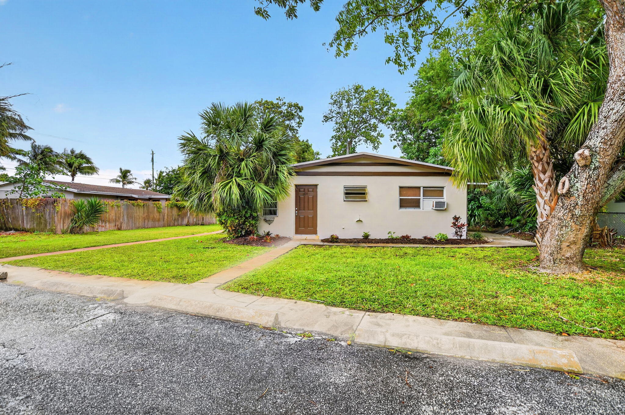 314 Southwest 1st Street Boca Raton, FL 33432 - Photo 31 of 32 15-web-or-mls-DSC_2328