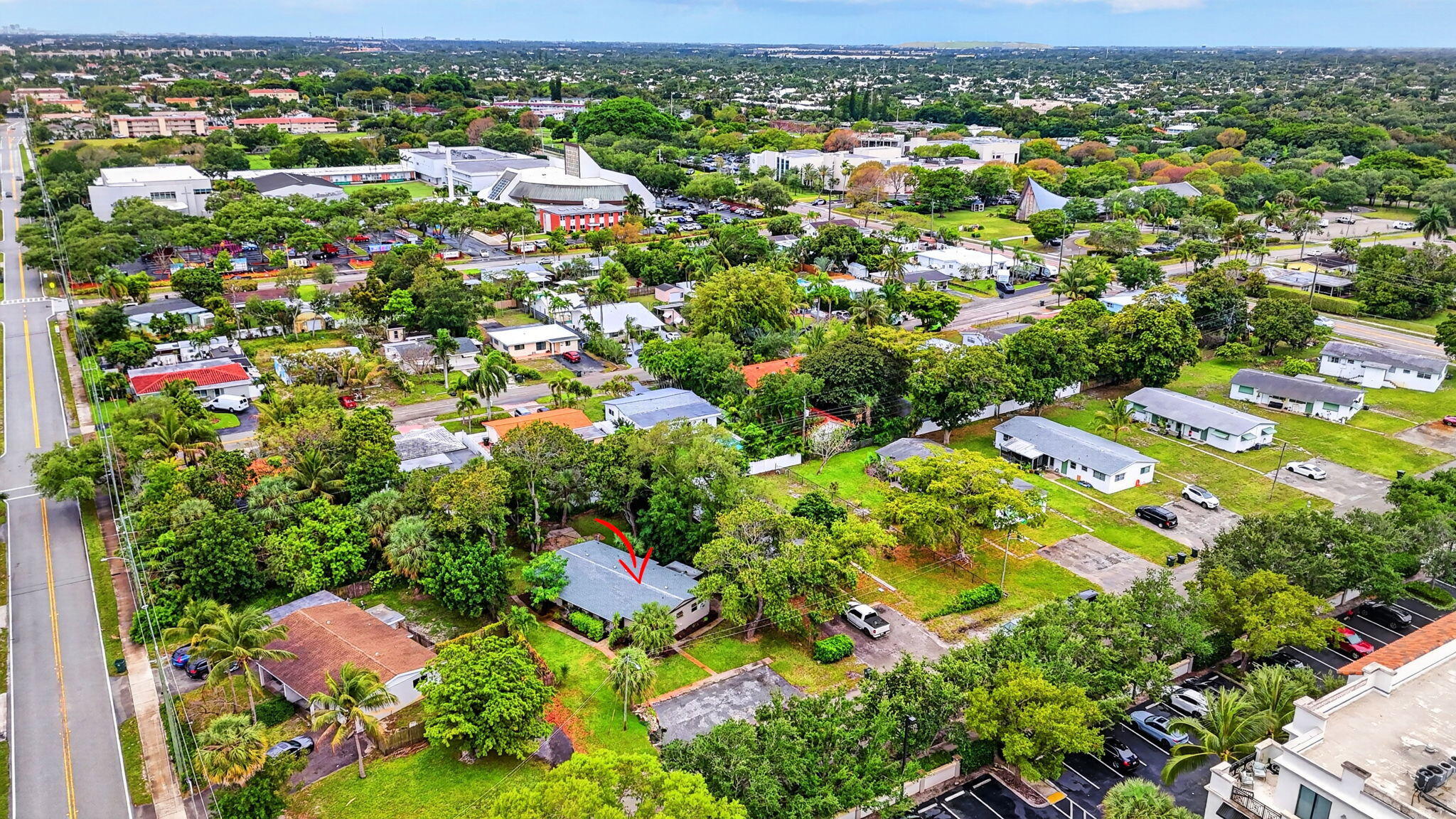 314 Southwest 1st Street Boca Raton, FL 33432 - Photo 6 of 32 5-web-or-mls-DJI_20260424001652_0269_D_E