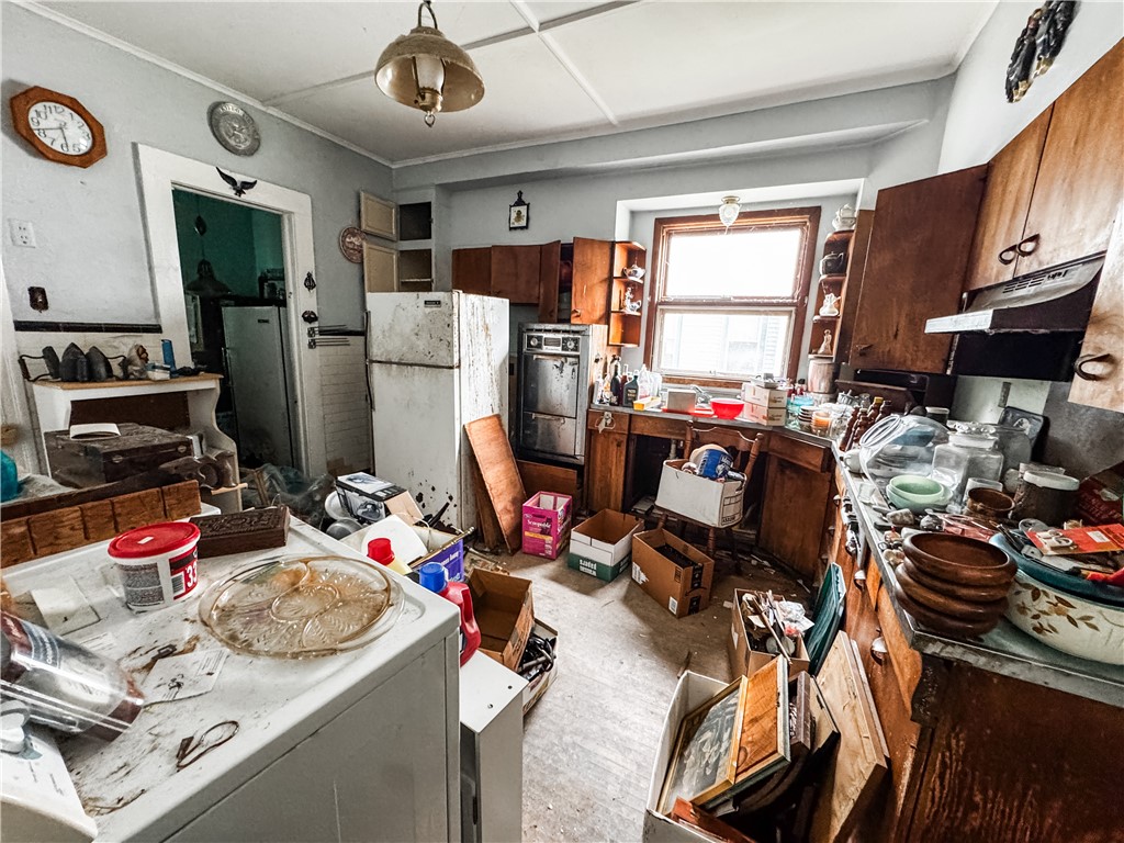 7 South Lewis Street Auburn, NY 13021 - Photo 18 of 42