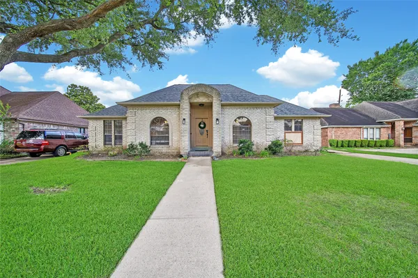 $295,000 | 15319 Rio Plaza Drive, Houston, TX 77083