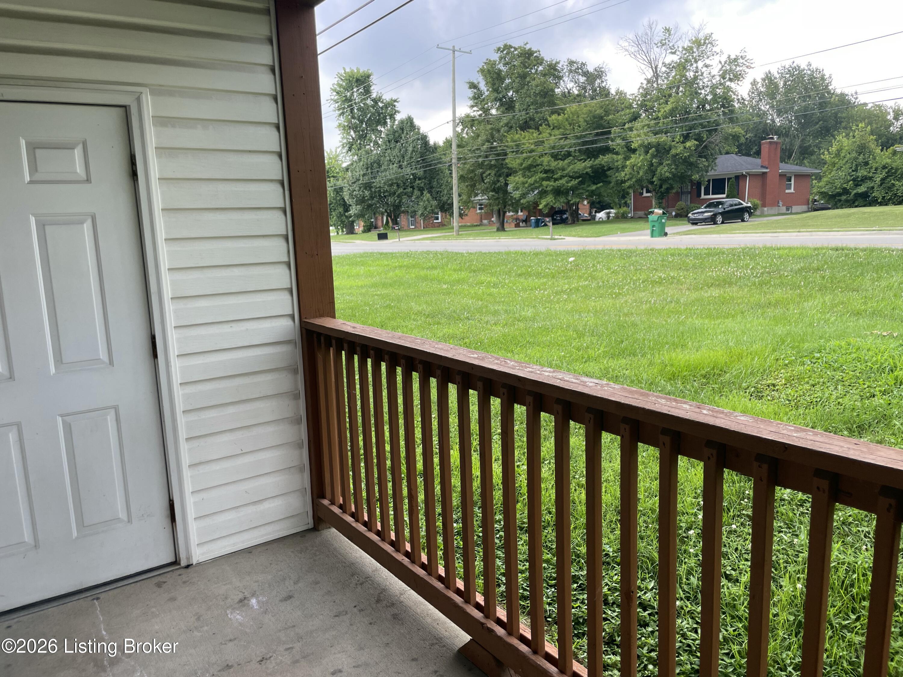 8832 Moody Road, Unit 103 Louisville, KY 40219 - Photo 26 of 31 IMG_8021