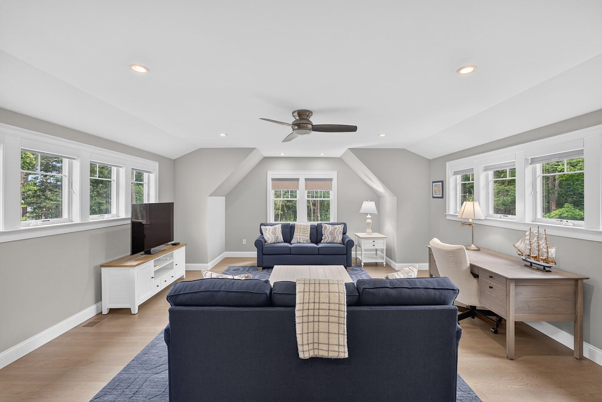 108 Seapuit River Road Osterville, MA 02655 - Photo 26 of 65 Family Room - 175-9L4A8064