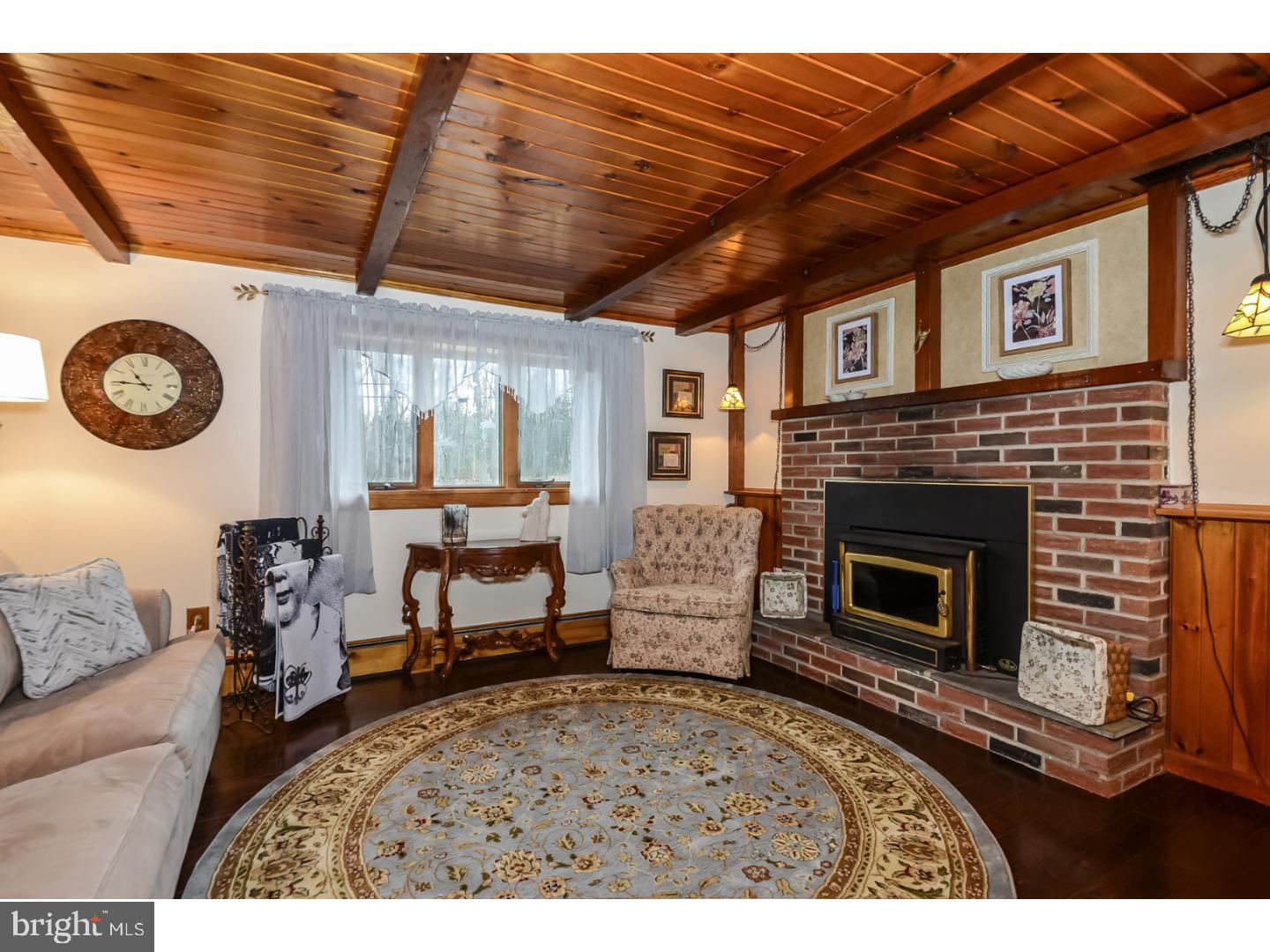 256 Log Cabin Road Perkasie, PA 18944 - Photo 13 of 25 Gallery Image 13