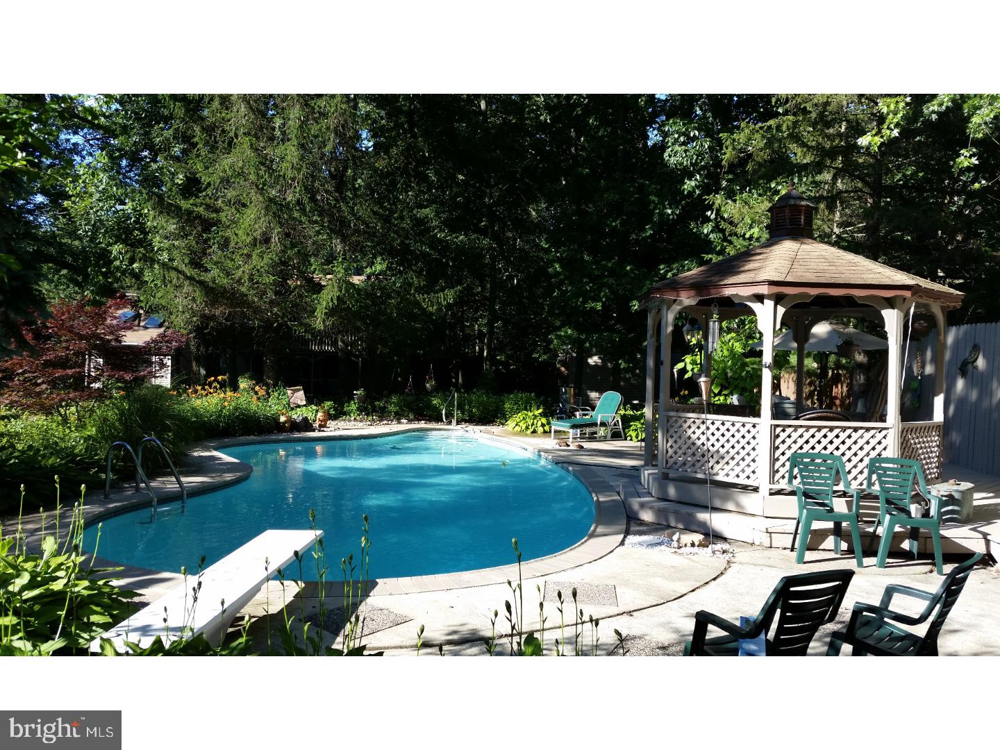256 Log Cabin Road Perkasie, PA 18944 - Photo 23 of 25 Gallery Image 23