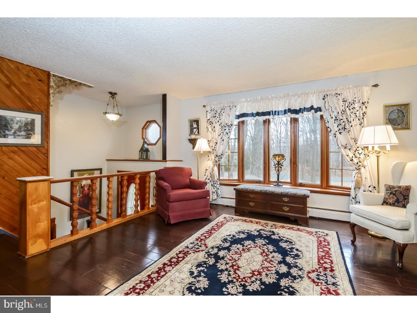 256 Log Cabin Road Perkasie, PA 18944 - Photo 4 of 25 Gallery Image 4