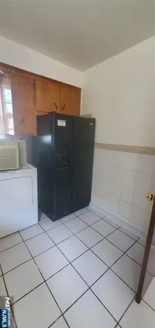 $2,400 | 376-378 East 26th Street, Paterson, NJ 07514