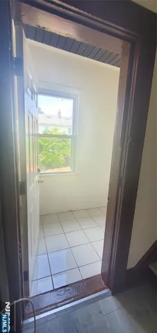 $2,400 | 376-378 East 26th Street, Paterson, NJ 07514