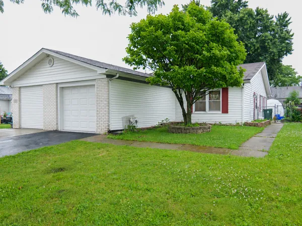 $242,000 | 155 Ringneck Drive, Glendale Heights, IL 60139