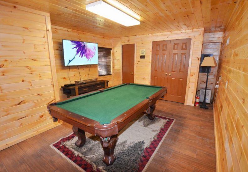 409-410 King Branch Road Sevierville, TN 37876 - Photo 7 of 25 pool table
