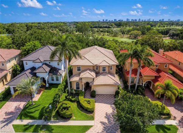 $7,500 | 2915 Coco Lakes Drive, Naples, FL 34105