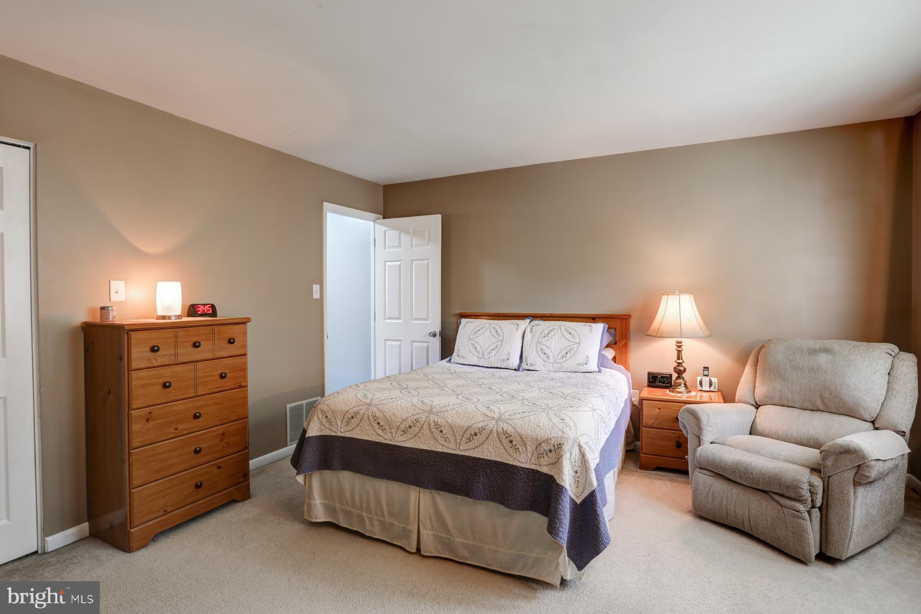 551 Mountain View Road Middletown, PA 17057 - Photo 17 of 28 Gallery Image 17