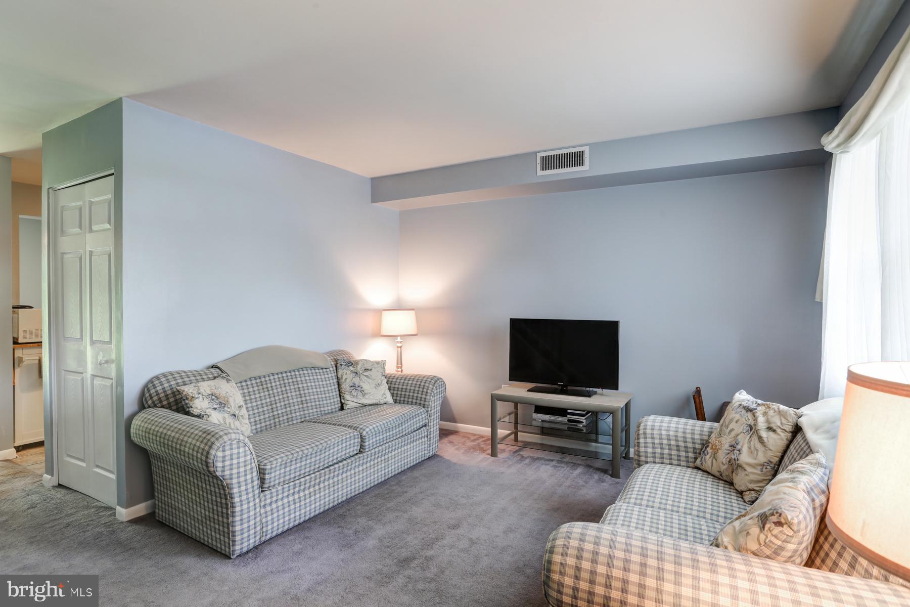 551 Mountain View Road Middletown, PA 17057 - Photo 3 of 28 Gallery Image 3