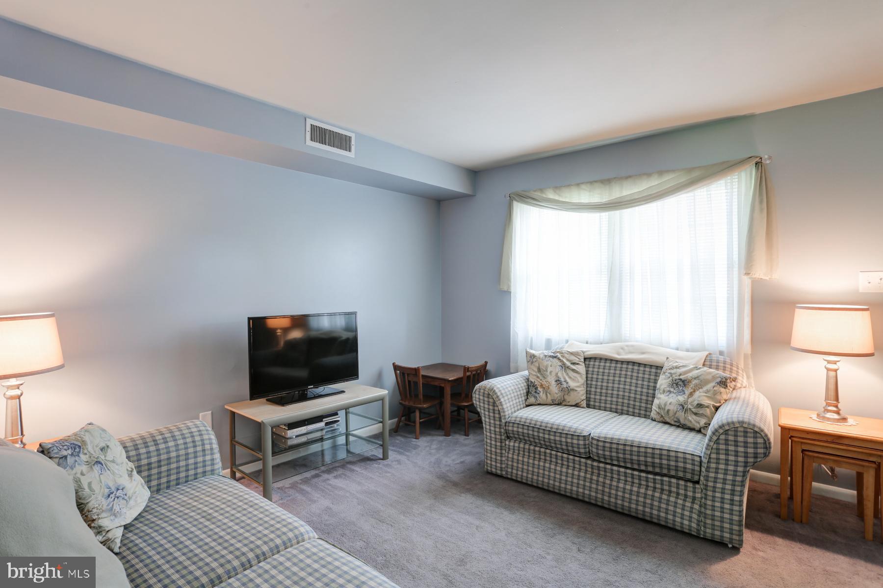551 Mountain View Road Middletown, PA 17057 - Photo 4 of 28 Gallery Image 4
