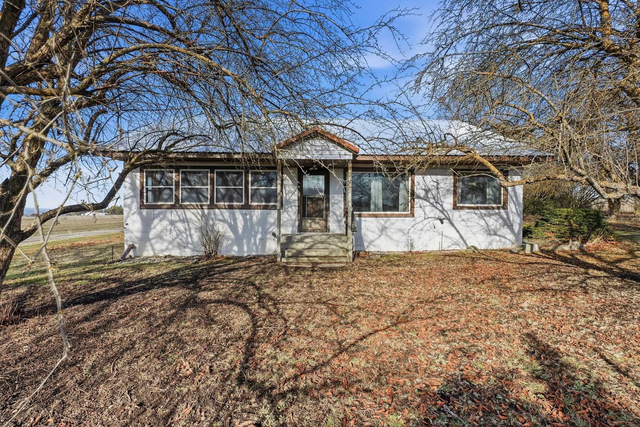 10001 East Bigelow Gulch Road Spokane, WA 99217 - Photo 1 of 47