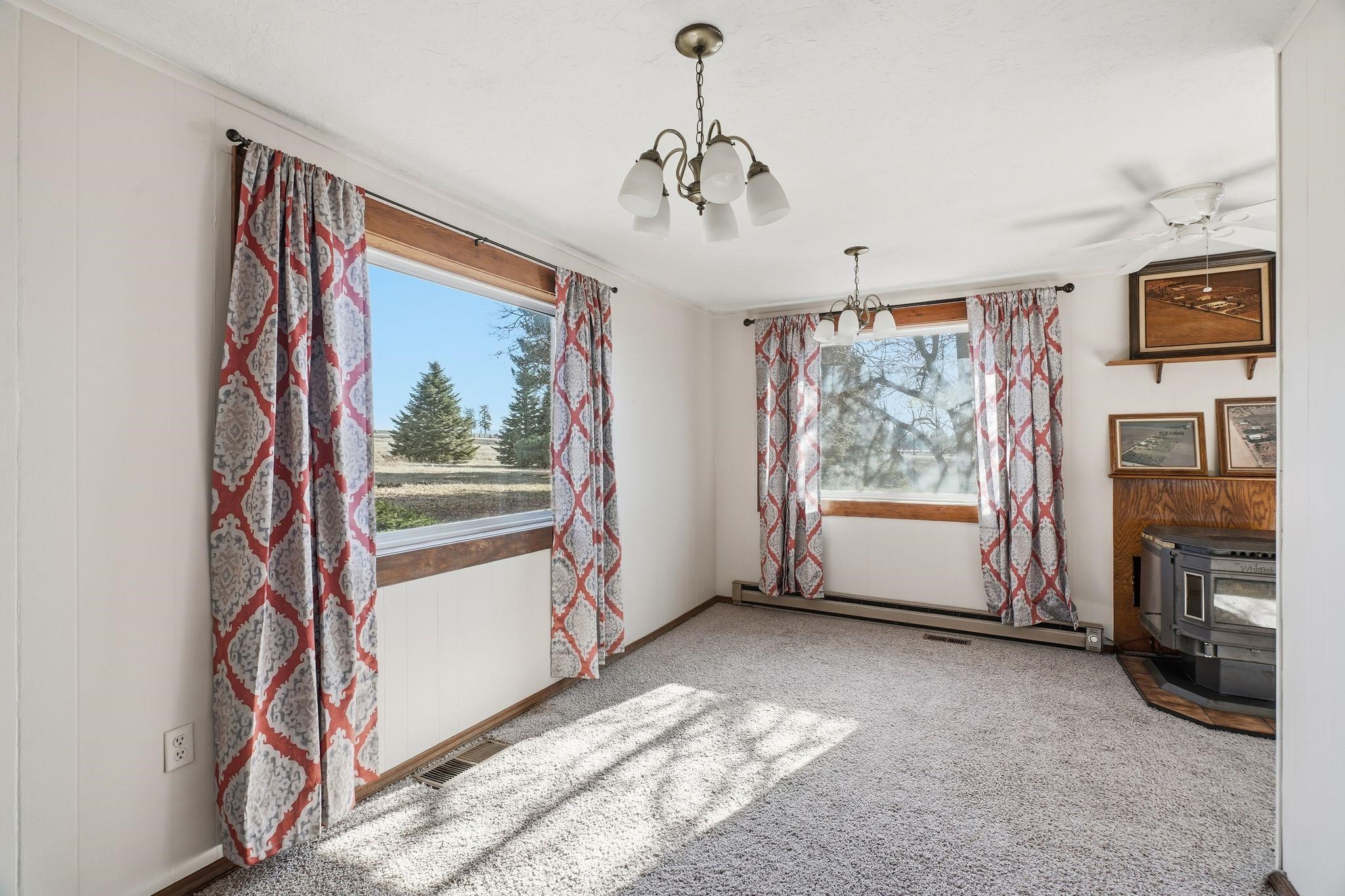 10001 East Bigelow Gulch Road Spokane, WA 99217 - Photo 8 of 47